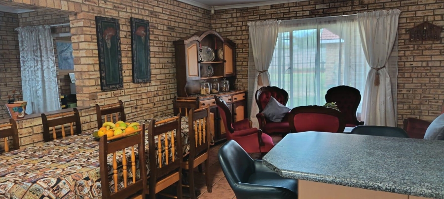 11 Bedroom Property for Sale in Rustenburg Rural North West
